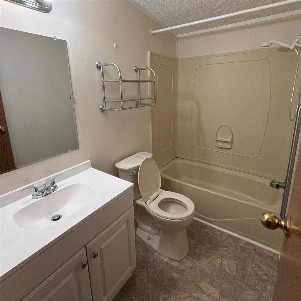 Room for rent Denver Nc