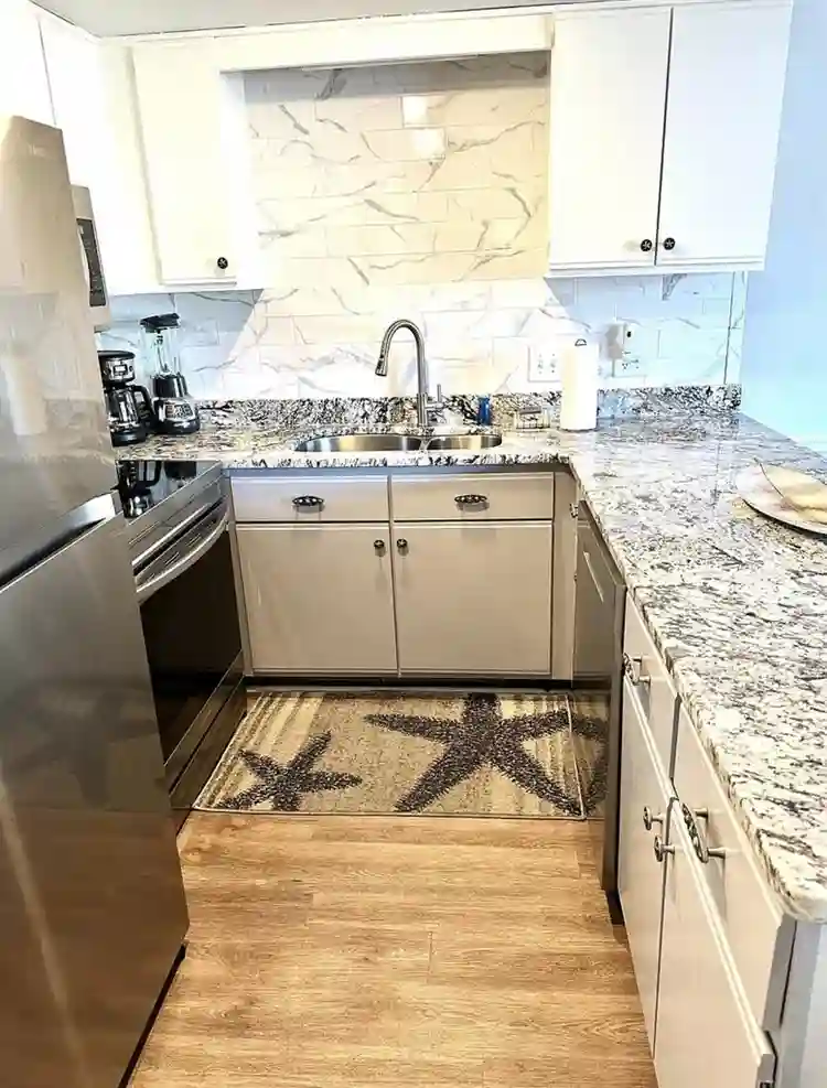 Furnished Private Room in Surfside