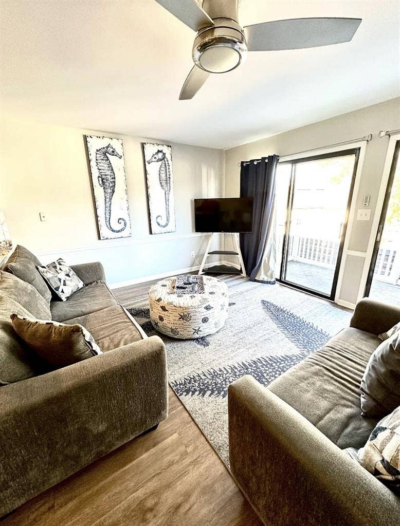 Furnished Private Room in Surfside