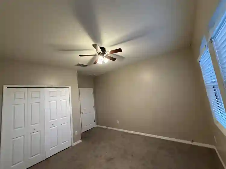 Private Room + Great Roommates