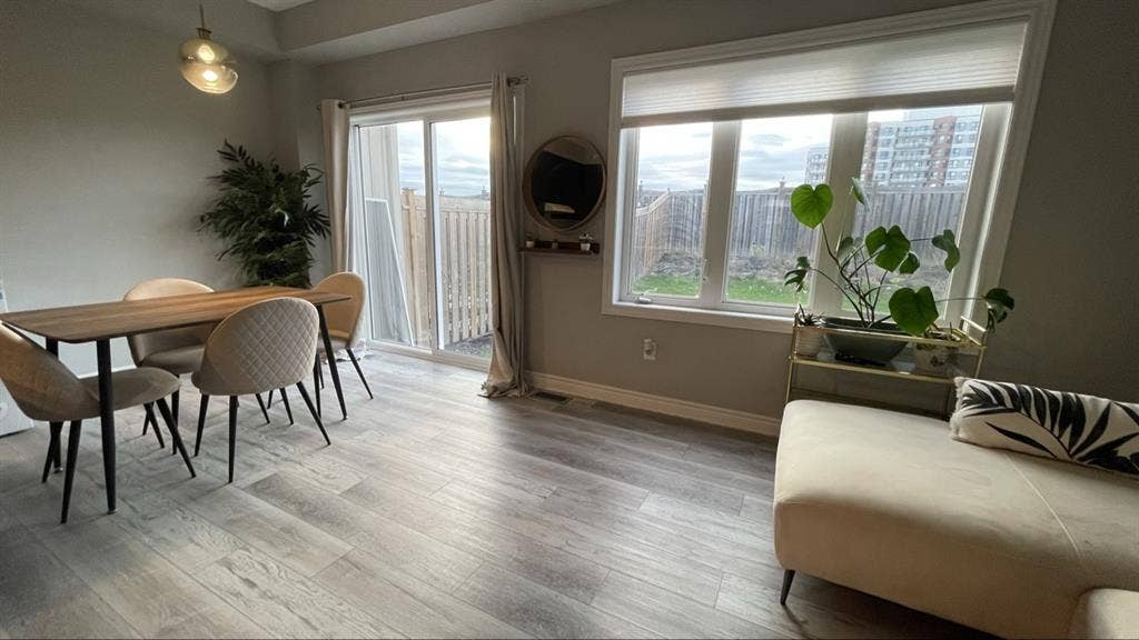 Private Room (Private Bathroom)