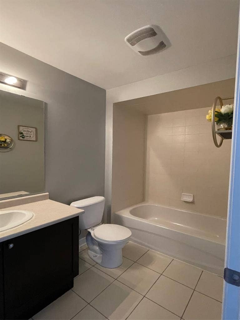 Private Room (Private Bathroom)