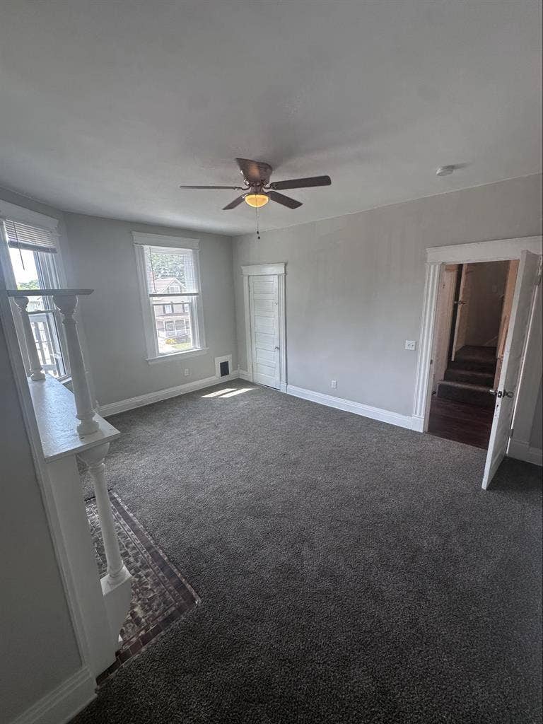 Luxury 3-BdRm Floor w Private Bath