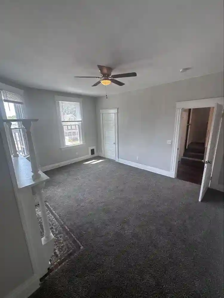 Luxury 3-BdRm Floor w Private Bath