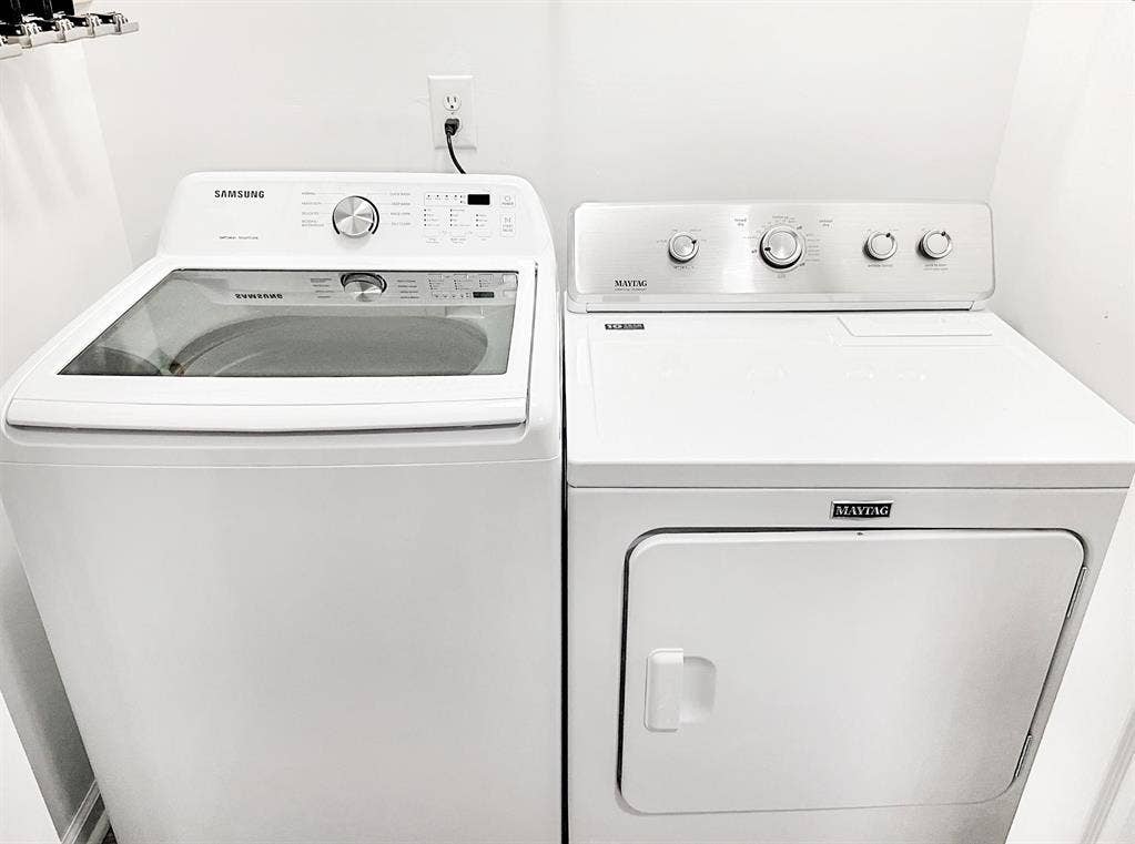 7 BR in Douglasville