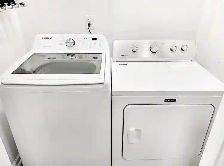 7 BR in Douglasville