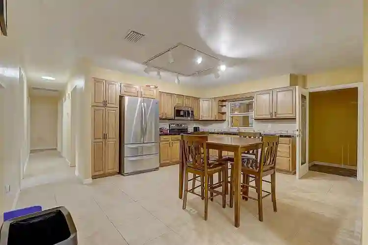 11 BR in Lakeland