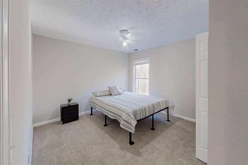 6 BR in Atlanta