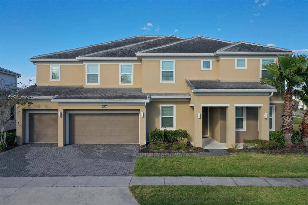 13 BR in Kissimmee