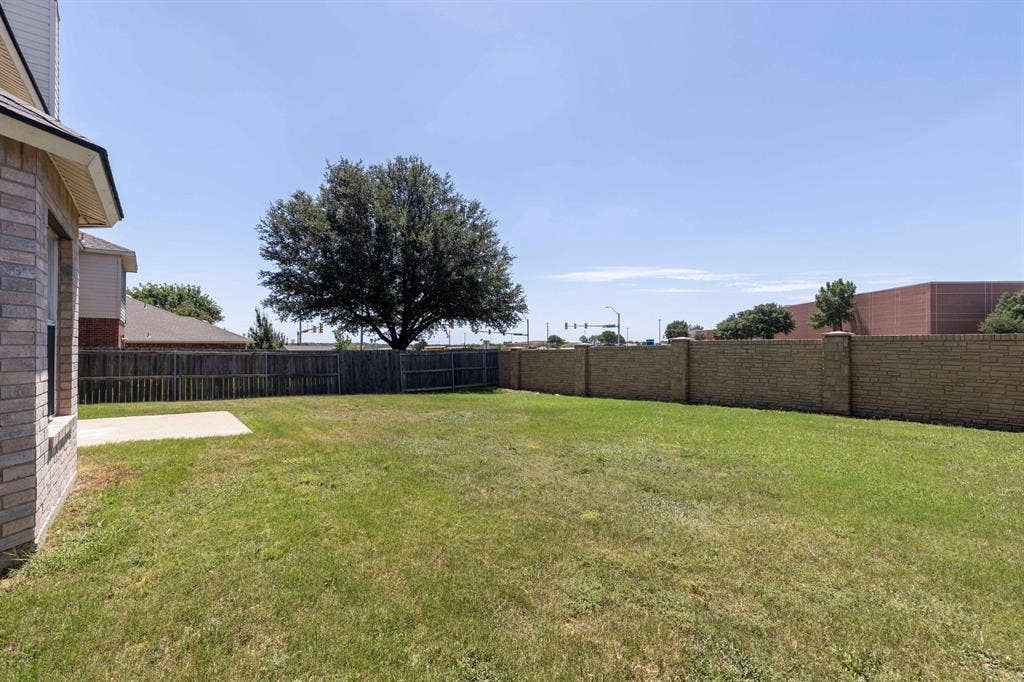 5 BR in Fort Worth