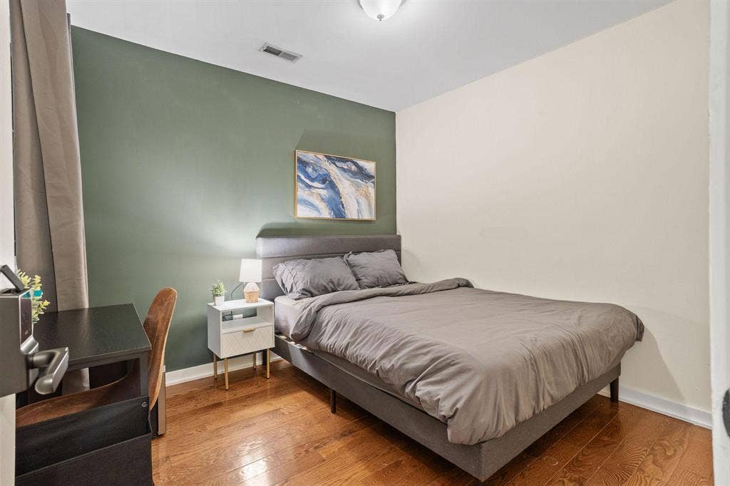 5 BR in Philadelphia
