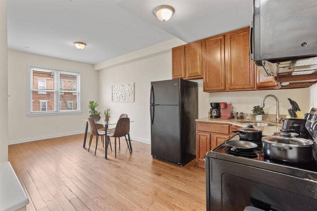 5 BR in Philadelphia