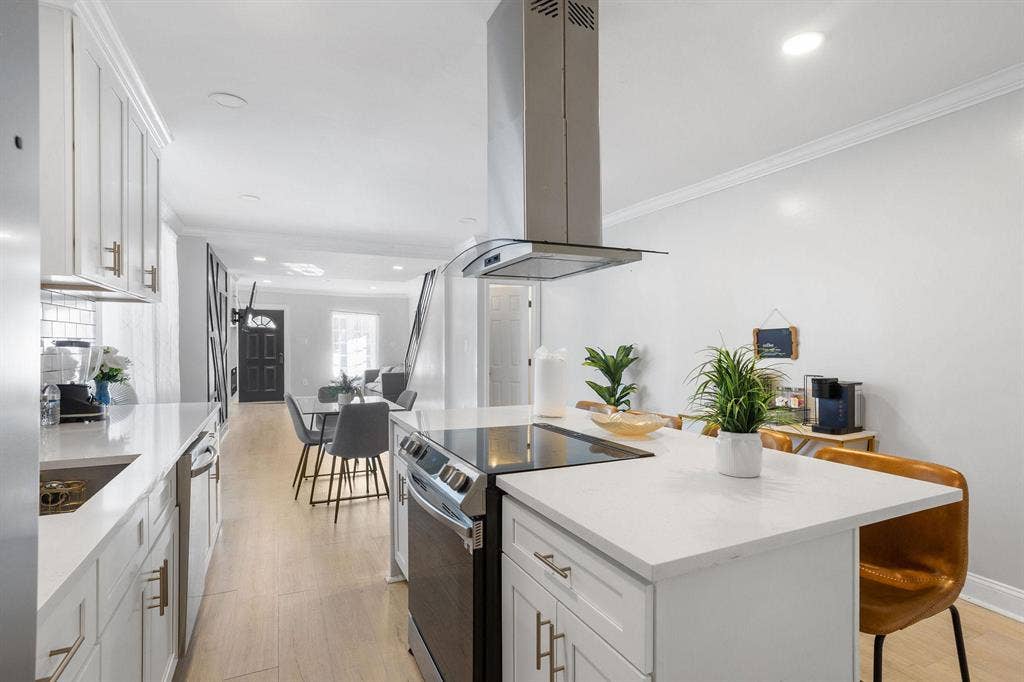 2 BR in Philadelphia