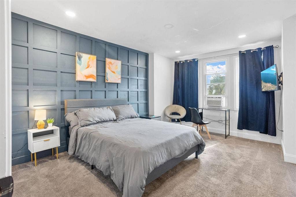 2 BR in Philadelphia