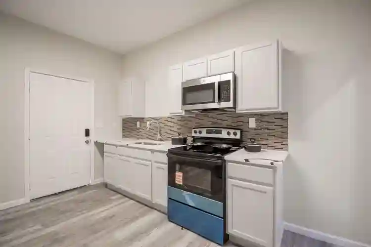 6 BR in Dallas