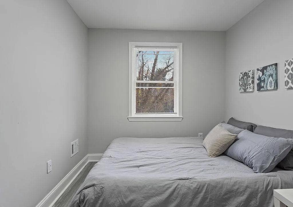 5 BR in Baltimore