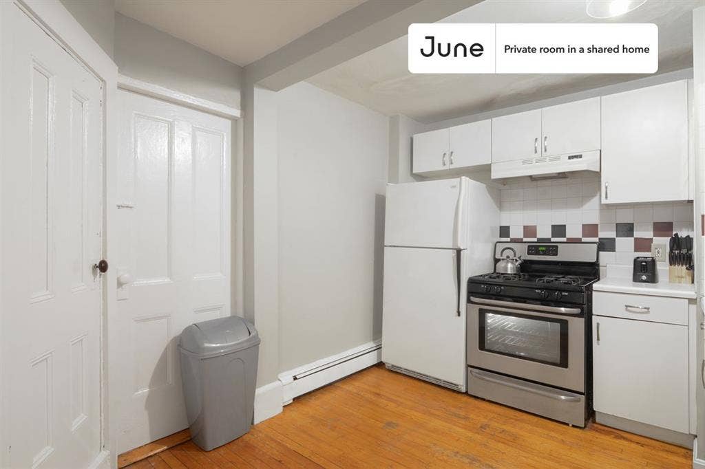 2 BR in Boston