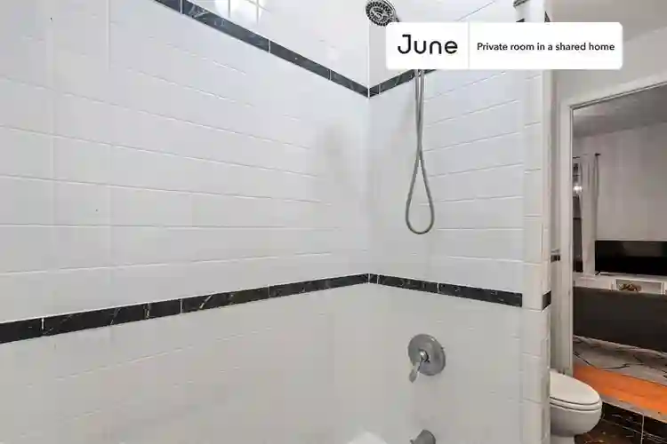 2 BR in New York City