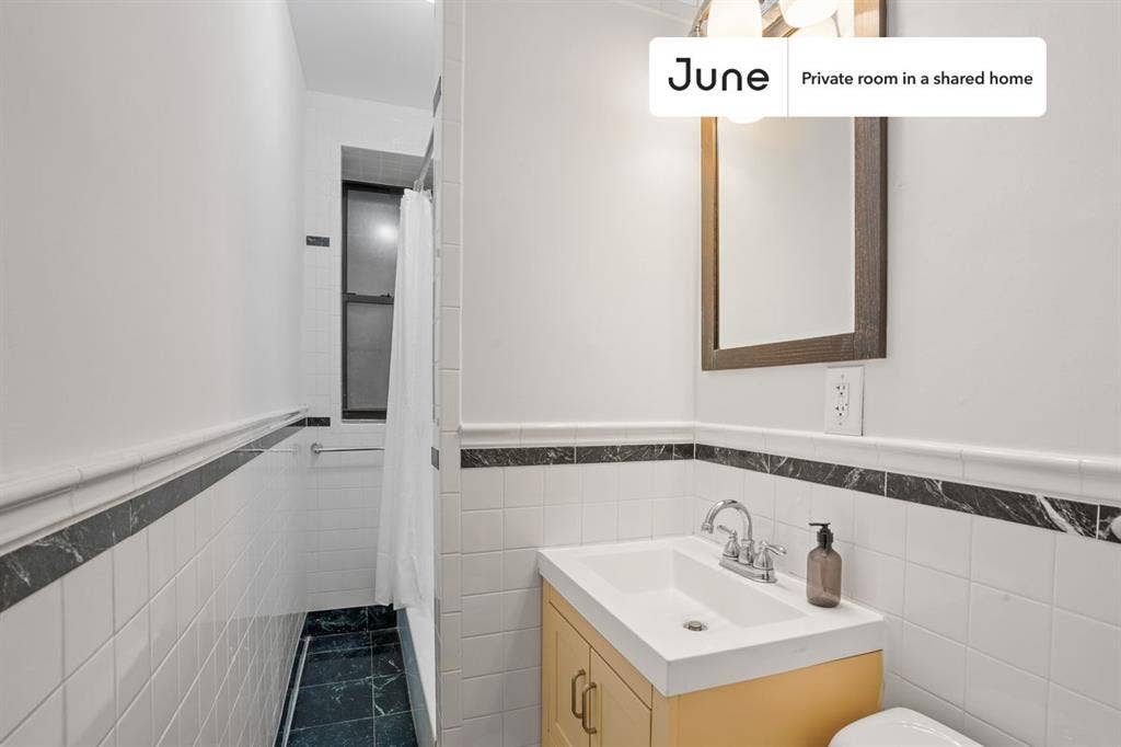 2 BR in New York City