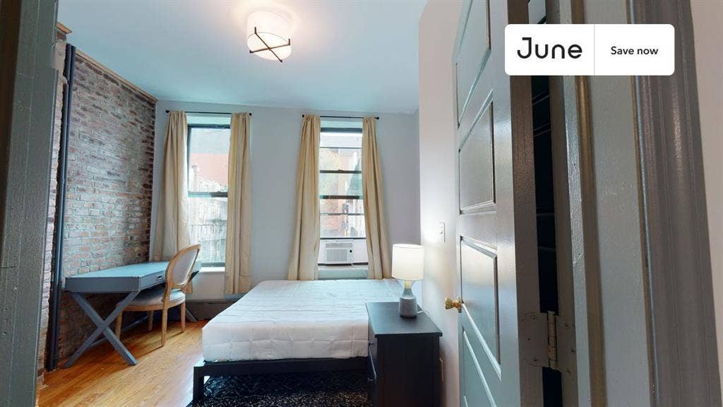 2 BR in New York City