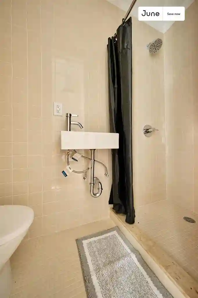 4 BR in New York City