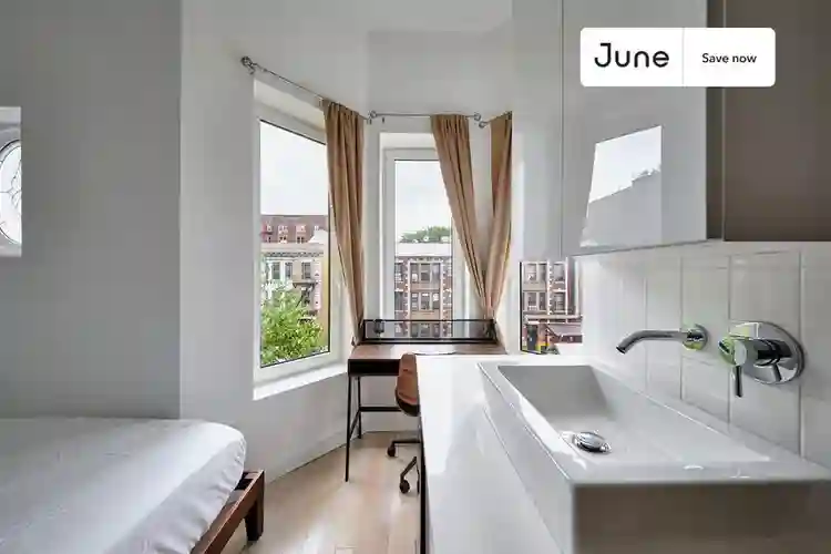 4 BR in New York City