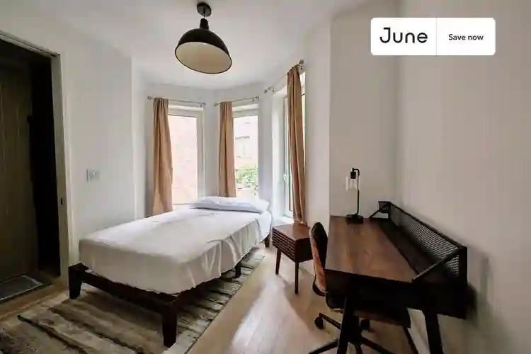 4 BR in New York City