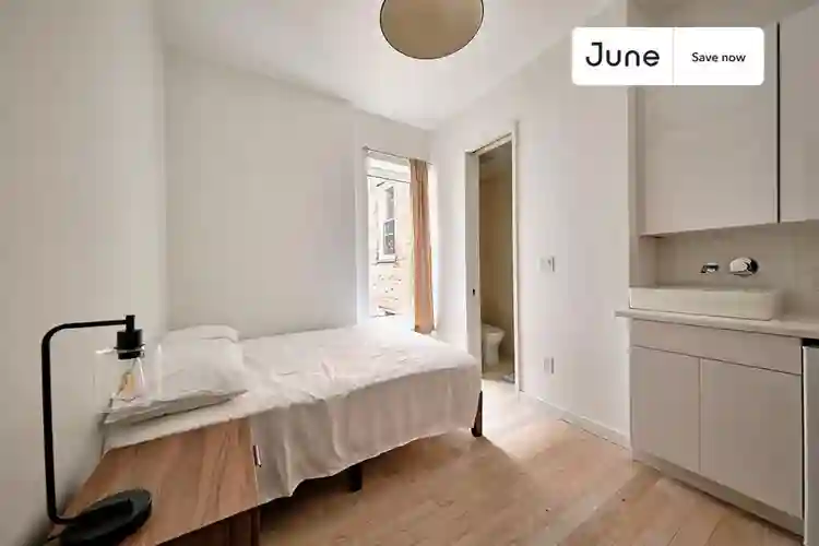 4 BR in New York City