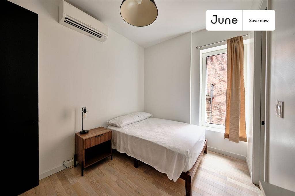 4 BR in New York City