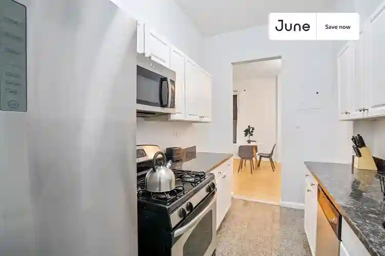 2 BR in New York City