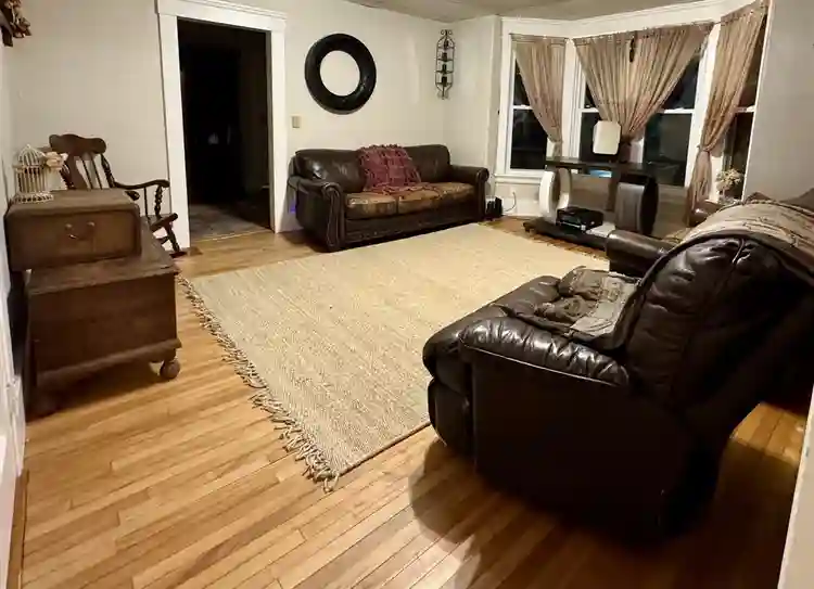 BIG Private Room-Utilities Included