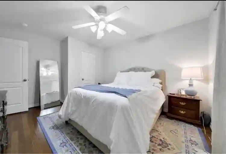 Renting room in Rice Military