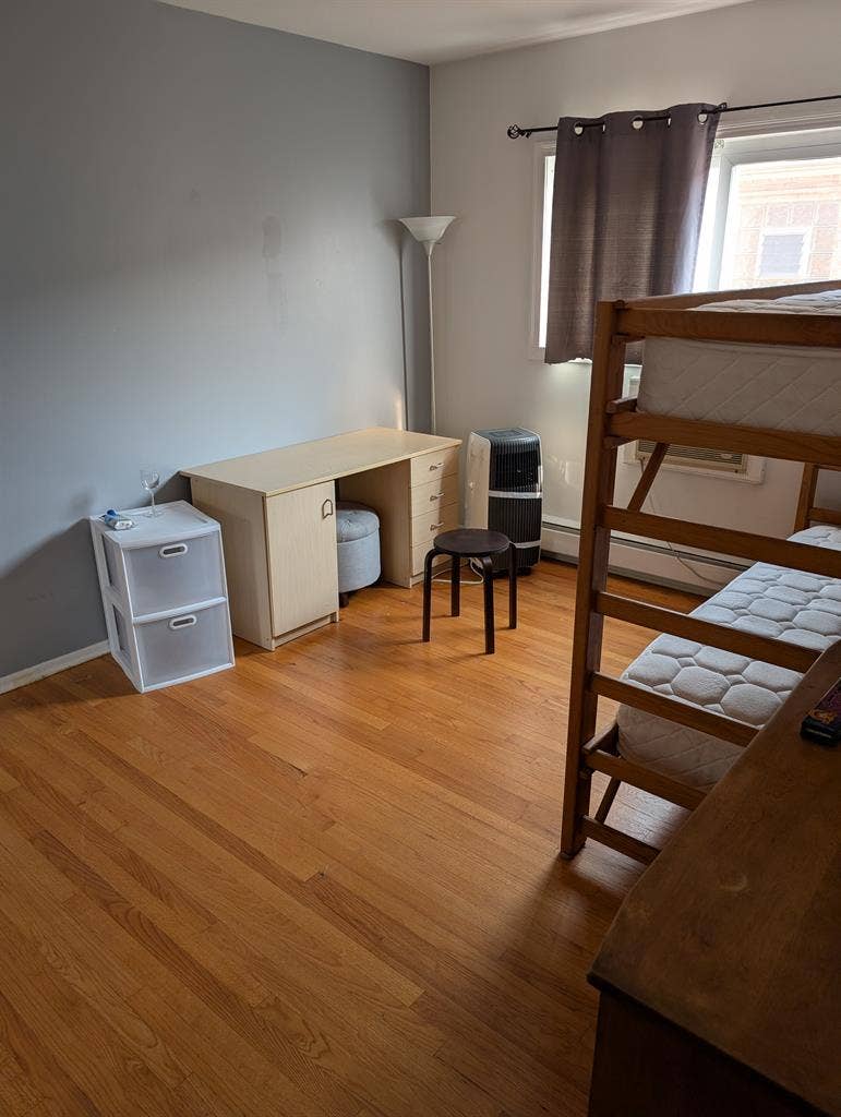 beautiful 3br condo, live in owner