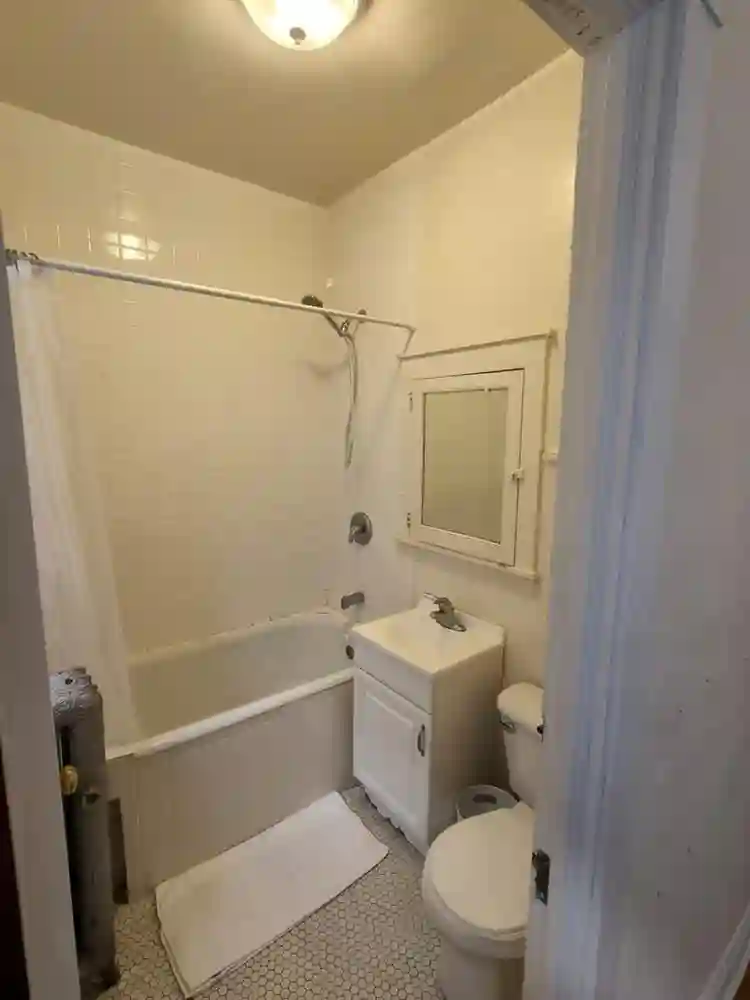 Room for rent with private bath