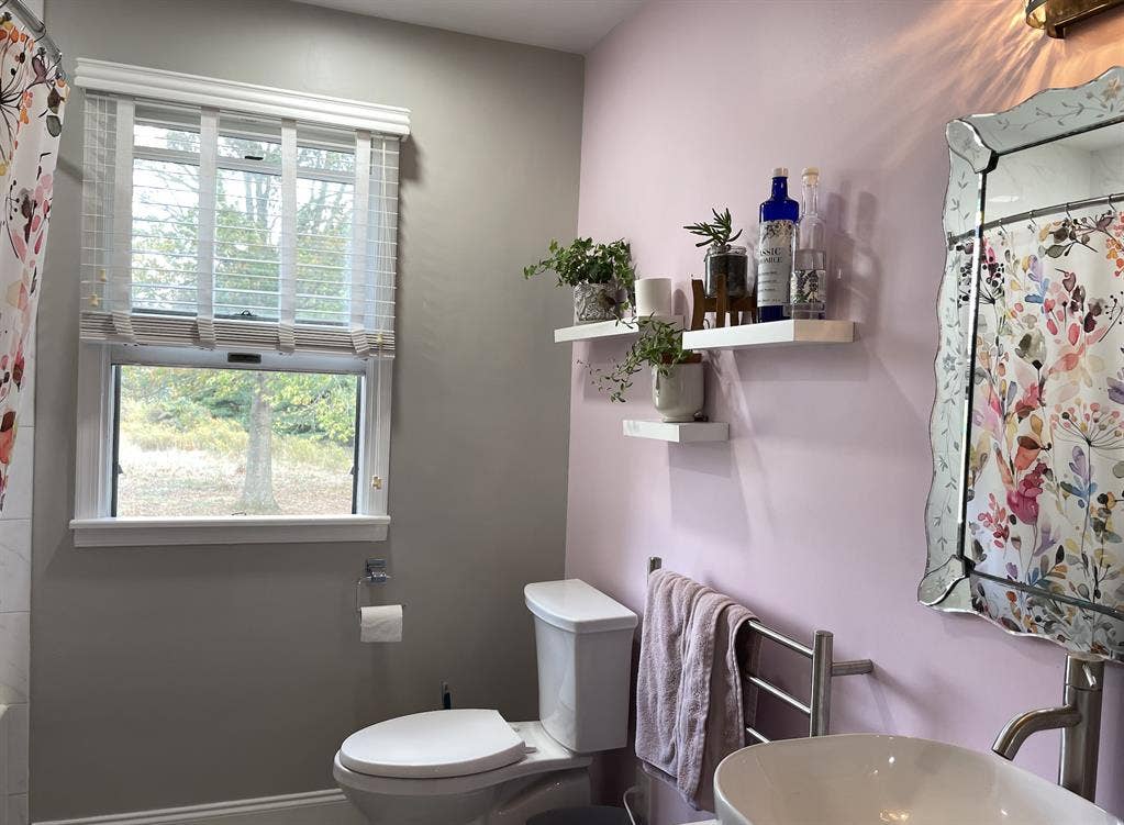 Beautiful room in New Hope w/study