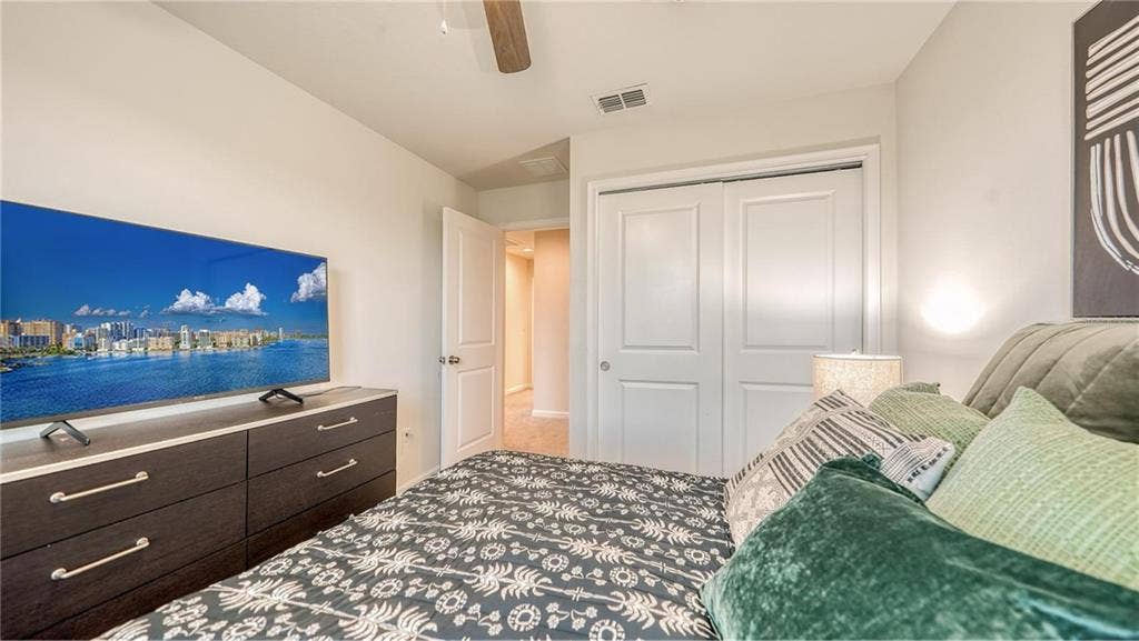 Roommate needed ASAP