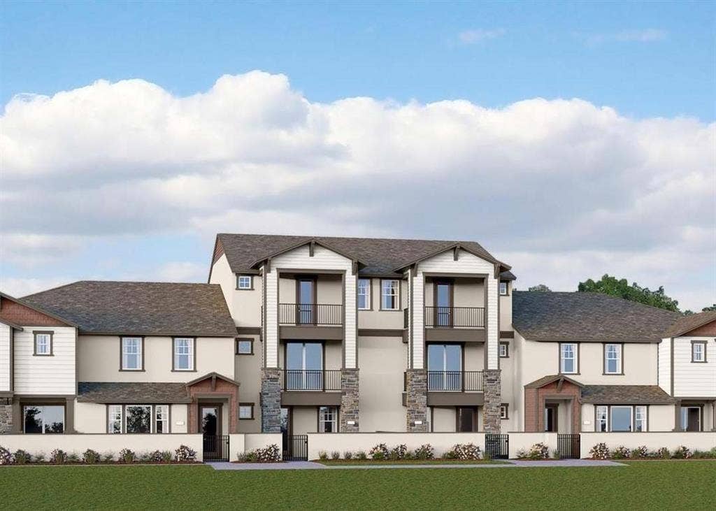 Room for Rent in South Natomas Home