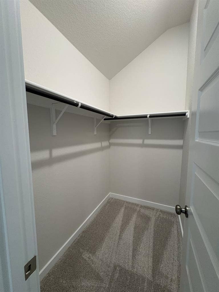 Seek Roommates in Brand New House