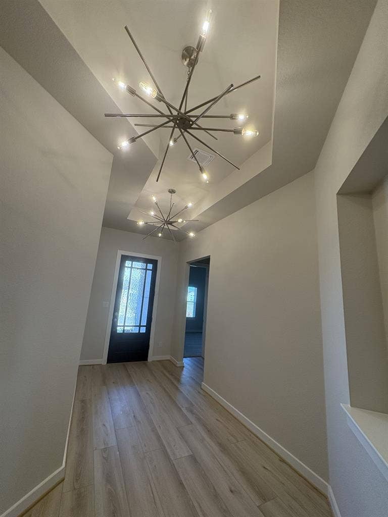 Seek Roommates in Brand New House