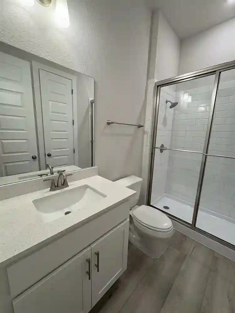 Seek Roommates in Brand New House