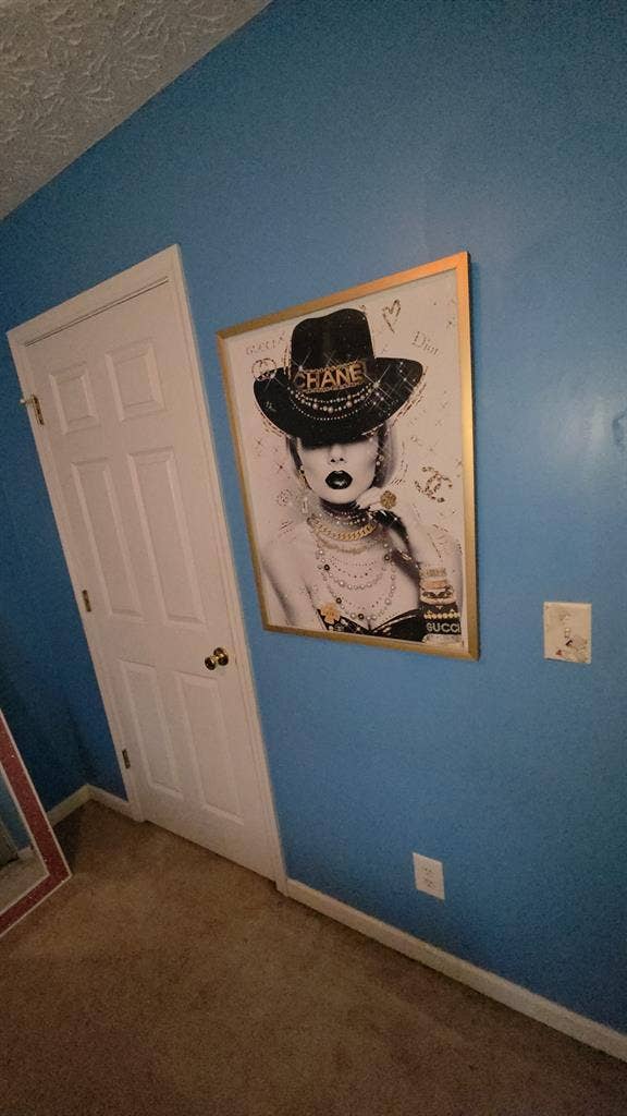 1 room for rent monthly