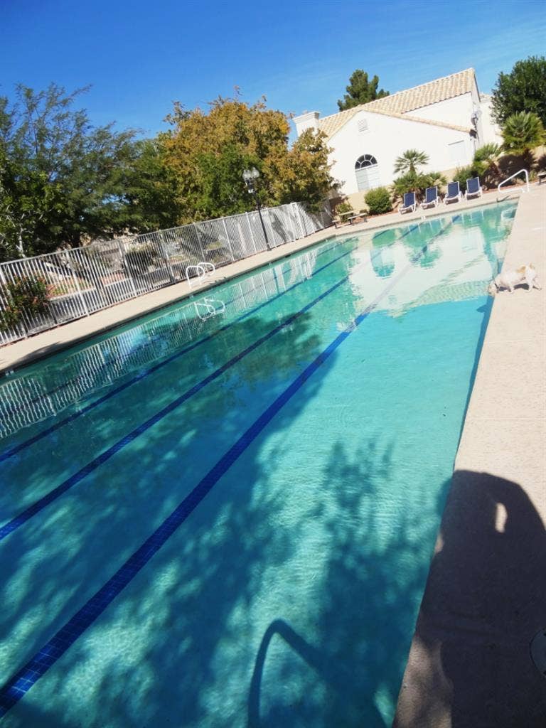 Large Master Suite in quiet home