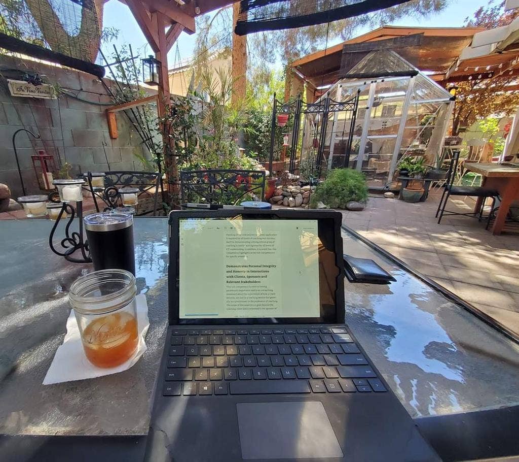 Large Master Suite in quiet home