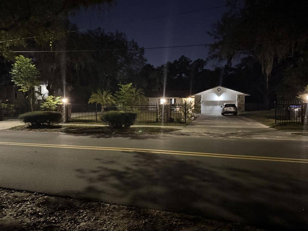 Hermosa Habitación limpia con baño