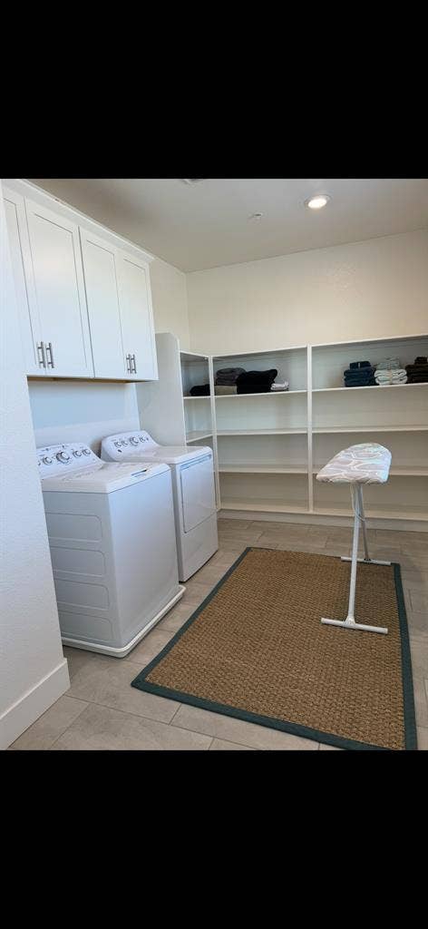 Fully Furnished Room Natomas!