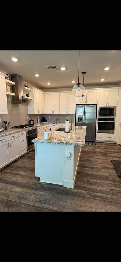 Fully Furnished Room Natomas!