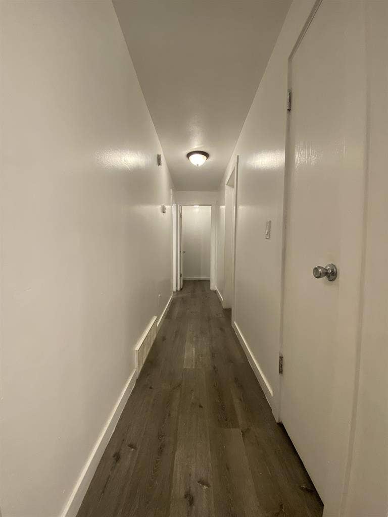 Private Room & Bathroom - Male Only