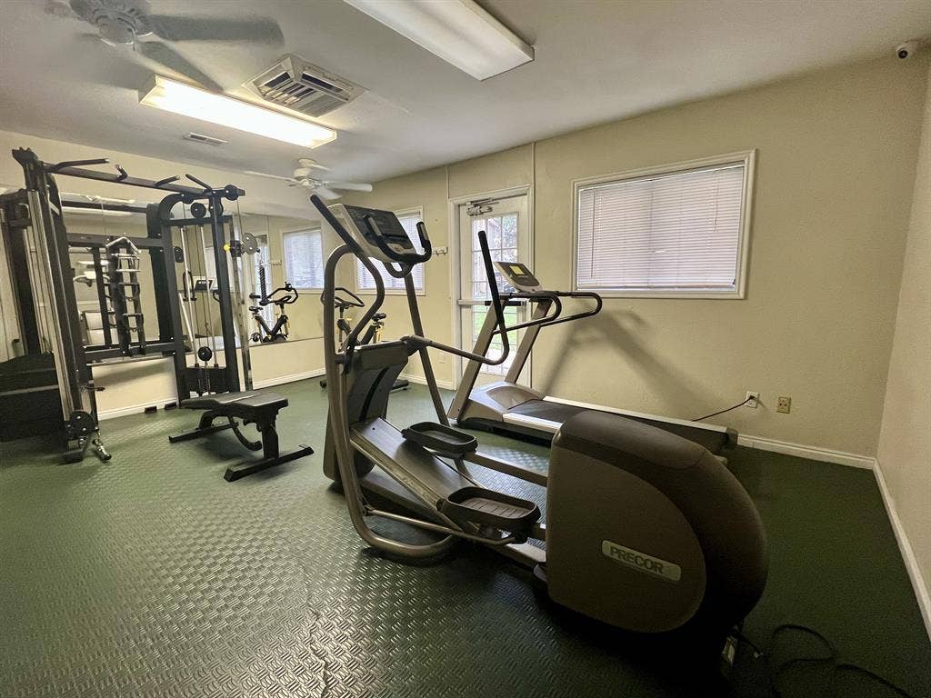 Private Room & Bathroom - Male Only