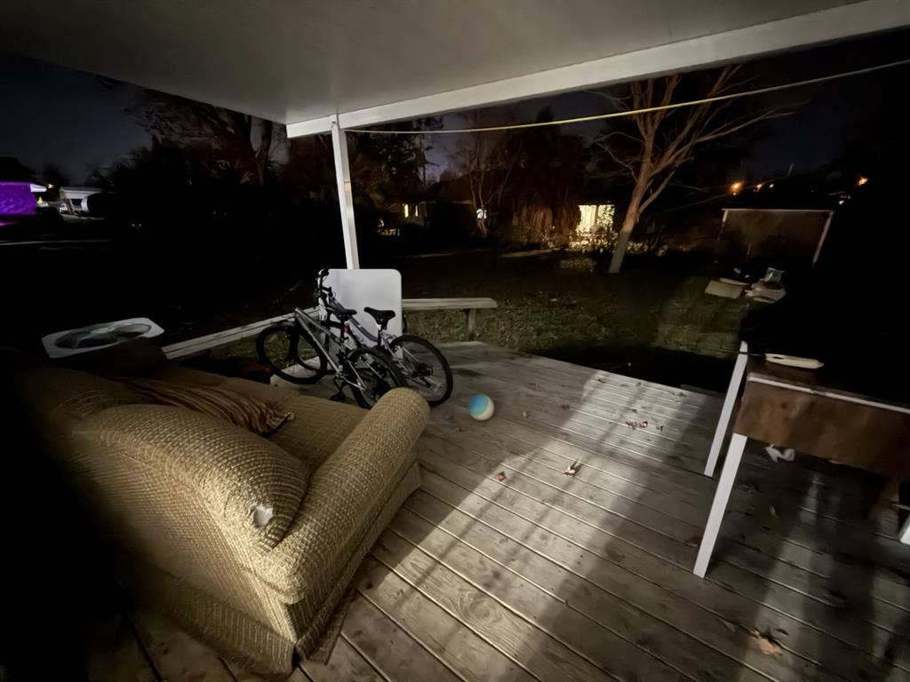 Looking for roommate