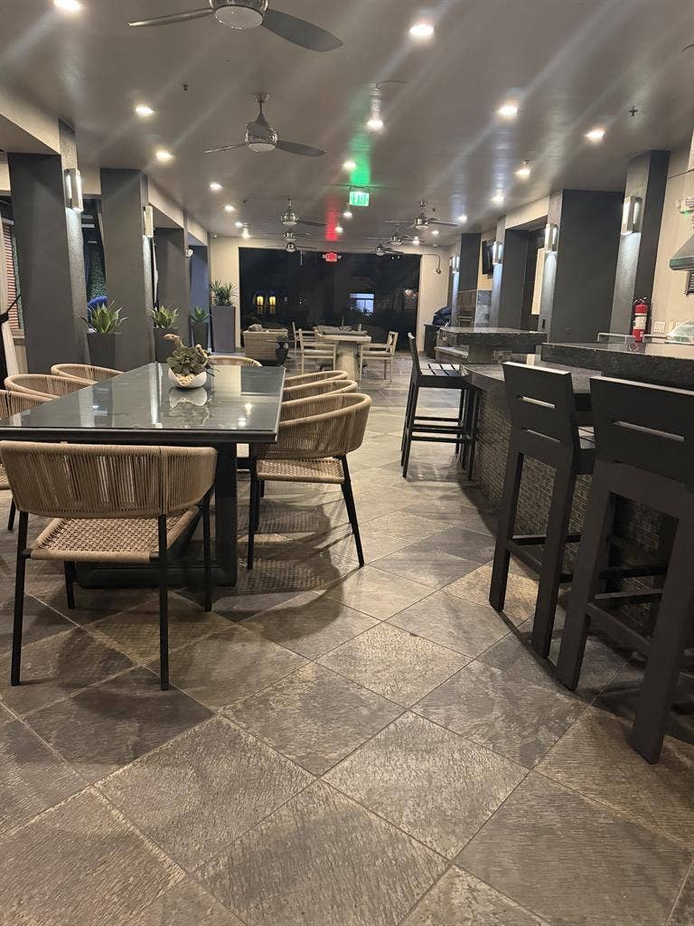 1 bedroom in a luxury apartment